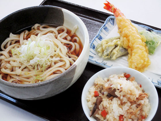 天ぷら付温うどん